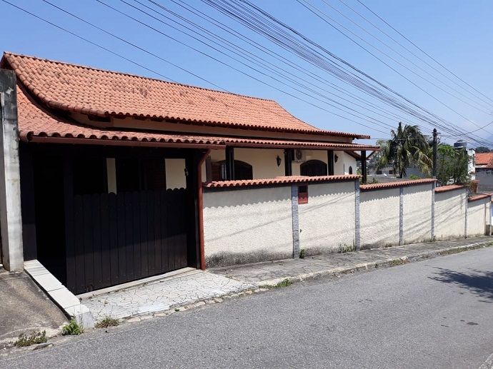 CASA ALTO PADRAO