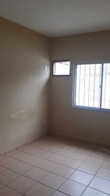 CASA EM CONDOMINIO