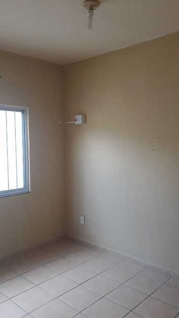 CASA EM CONDOMINIO